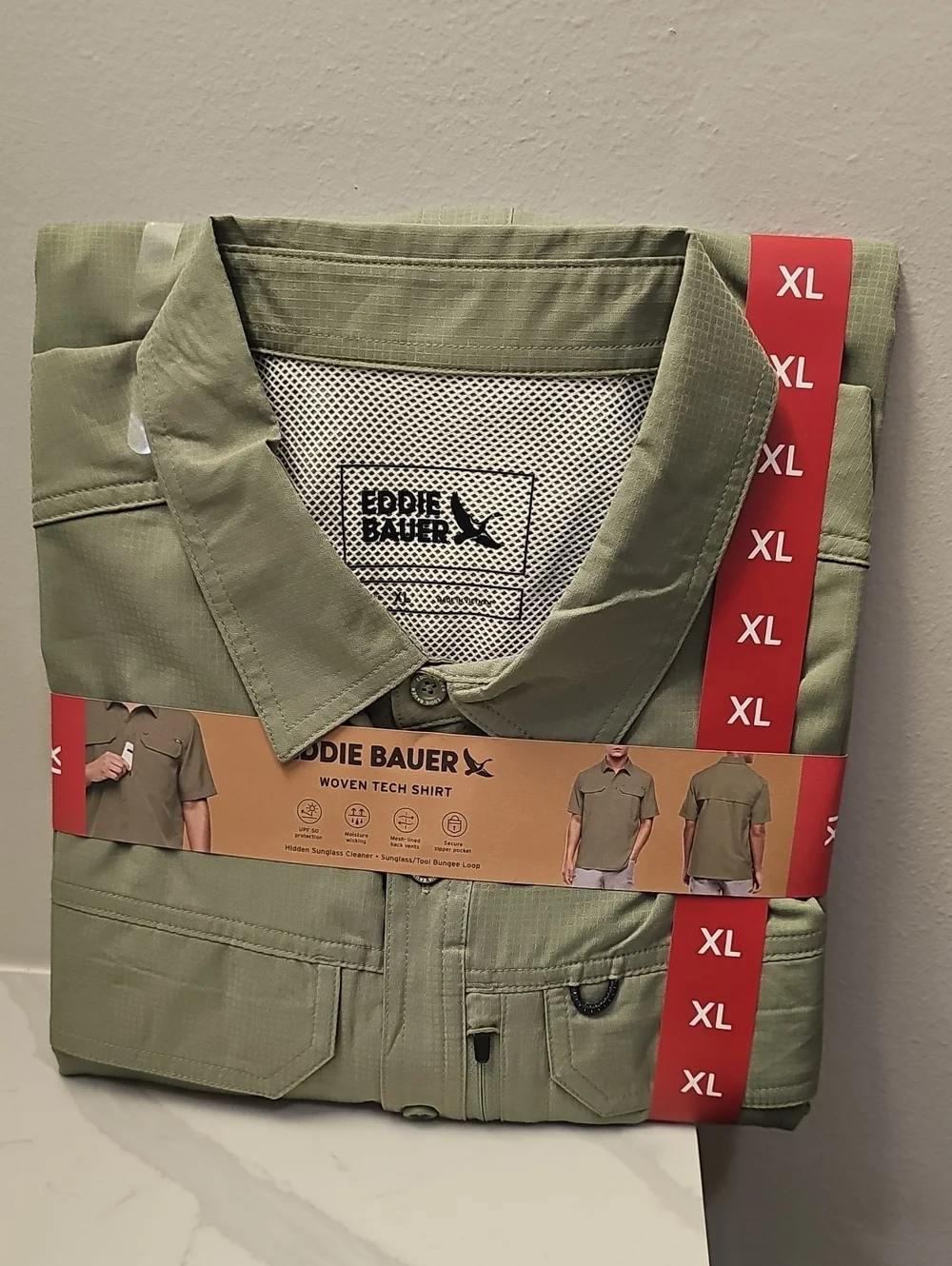 Eddie Bauer Men's Tech Woven Shirt in Green. NWT. Size XL.
